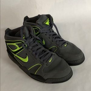 Men’s Nike Flight size 11 Like New